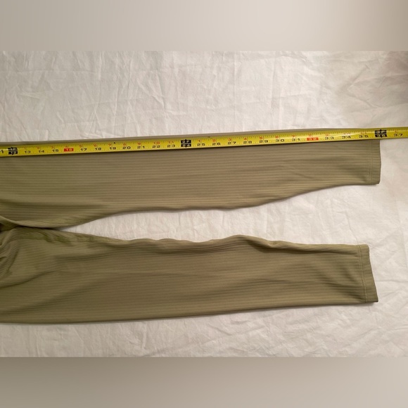 All In Motion Ultra High Rise Leggings Size XS Olive Green - Picture 9 of 10
